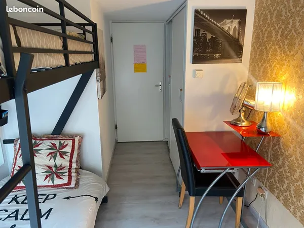 À louer chambre meublée