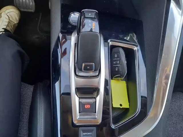 Peugeot 5008 puretech 130ch s&amp;s eat8 — photo 37