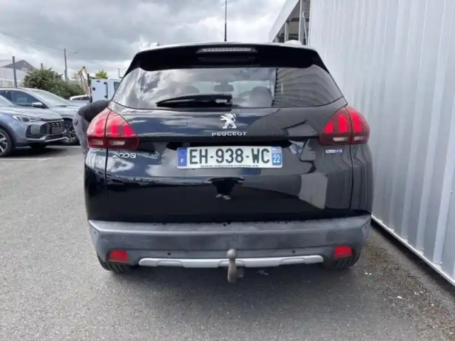 Peugeot 2008 1.6 bluehdi 100ch allure — photo 11