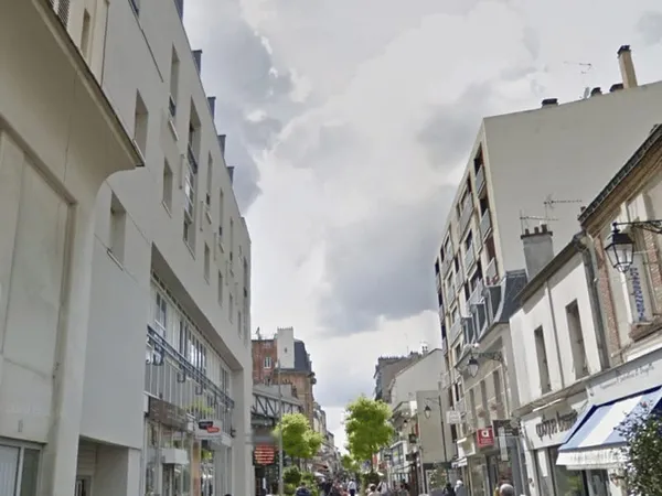 Boutique 2 pièces 188 m²