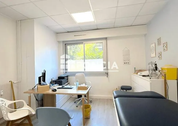 Bureaux 43 m²