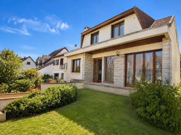 Pavillon 6 pièces 130 m²