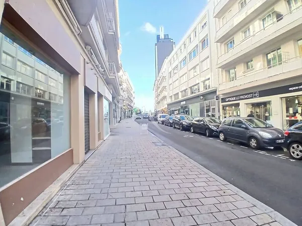 Local commercial 68 m²