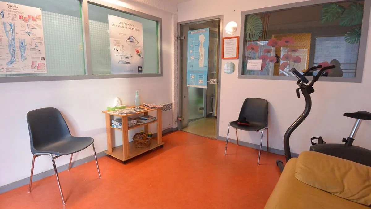 Photo 1