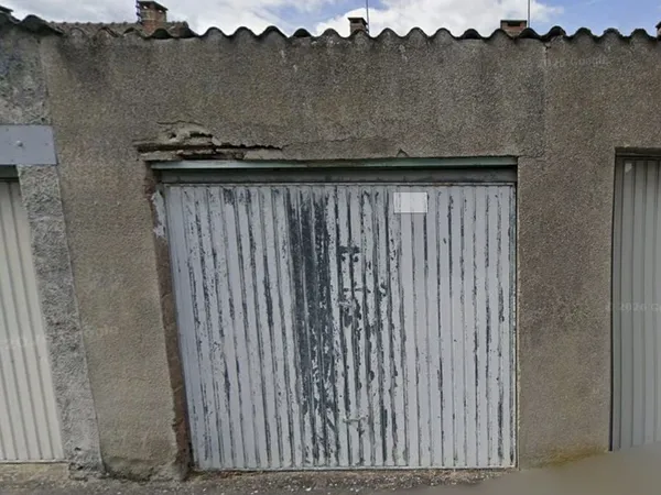 Parking/box 19 m² Pérenchies