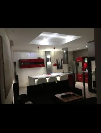 Grand T1 moderne proche du centre-ville
