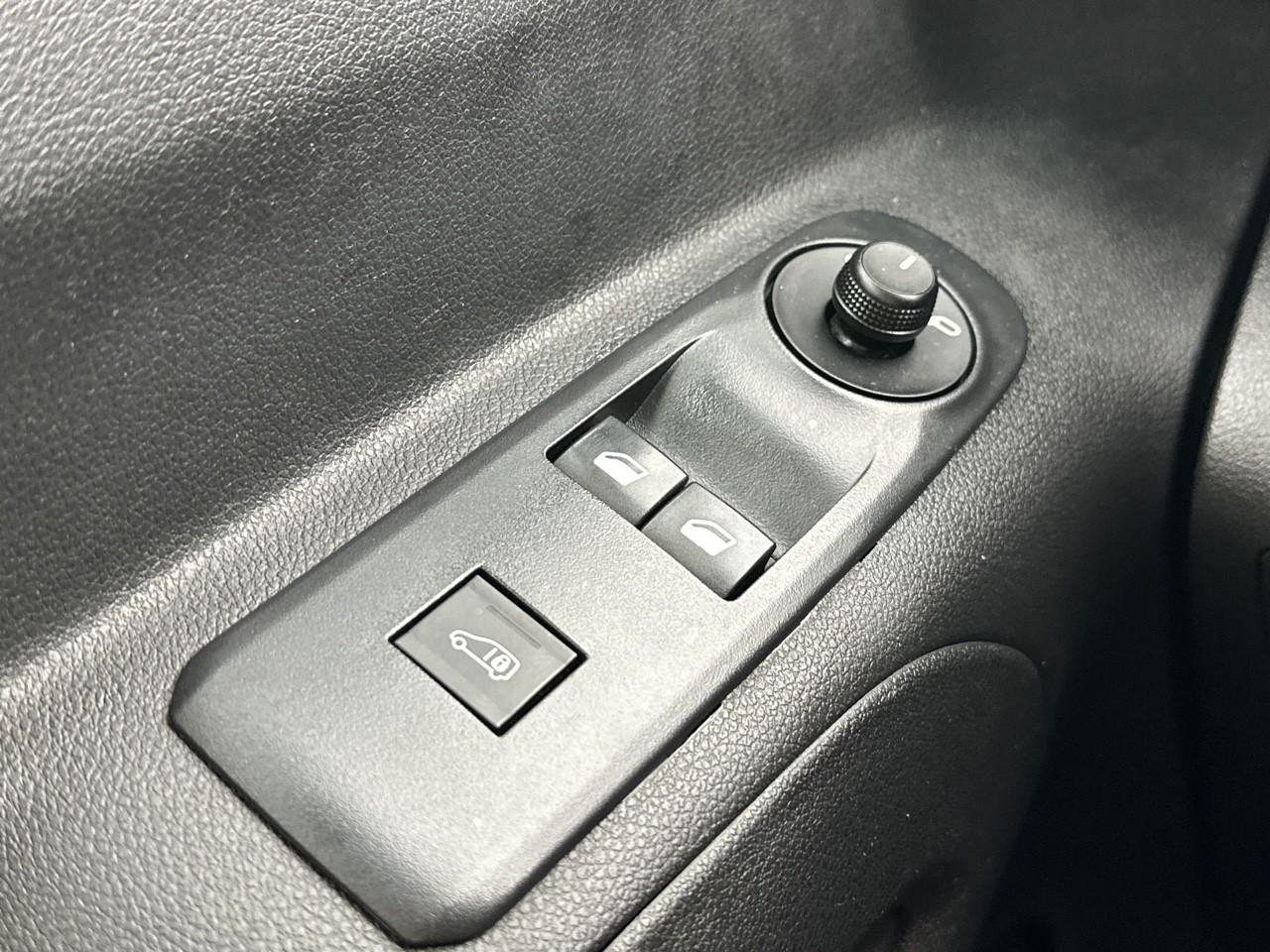Peugeot Partner fourgon standard 650 kg bluehdi 100 s&s bvm6 premi — photo 15