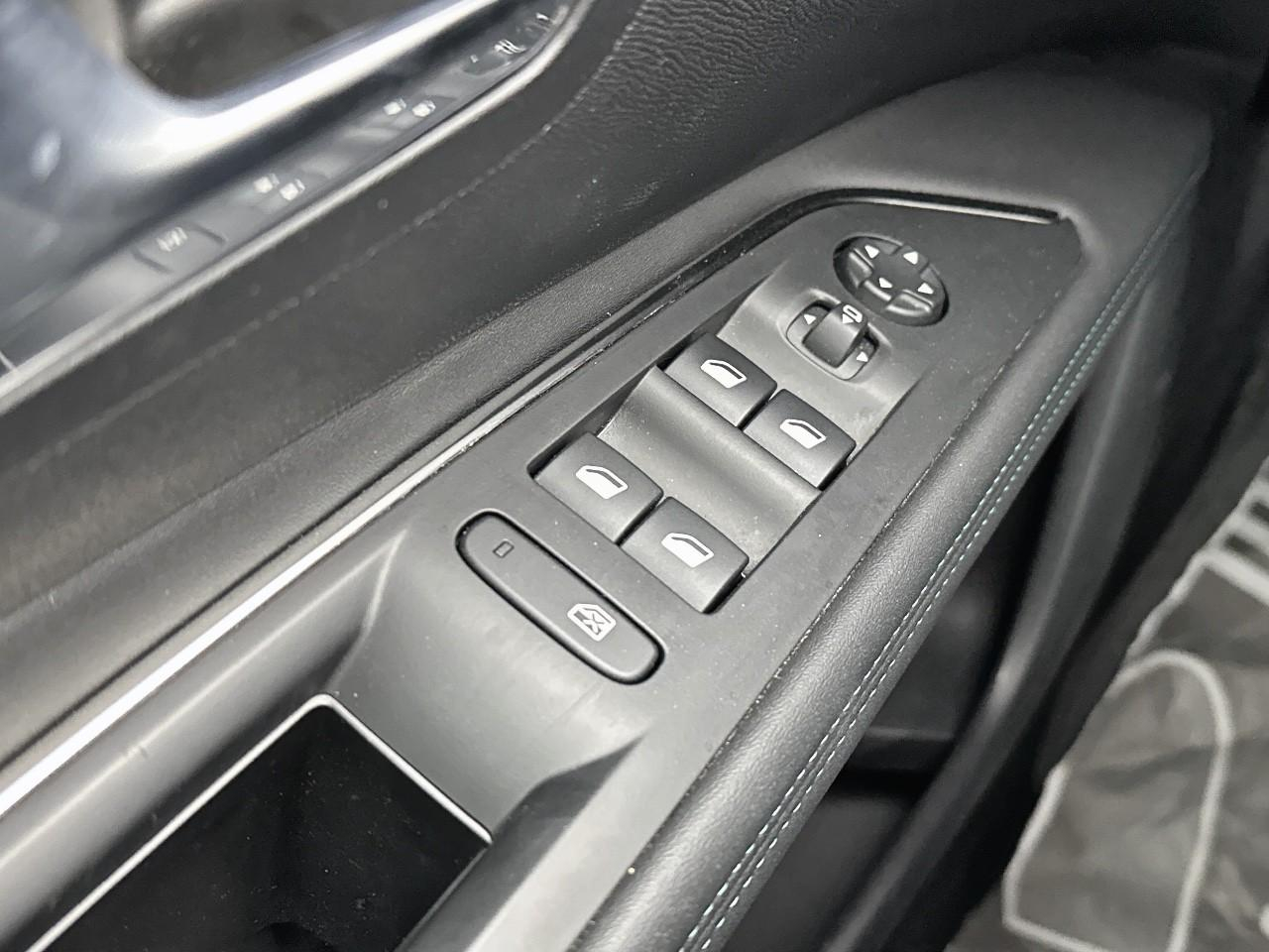 Peugeot 3008 puretech 130ch s&s bvm6 allure pack — photo 15