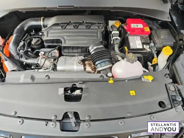 Jeep Compass 1.3 phev t4 240 ch 4xe eawd — photo 14