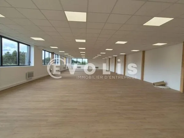Bureaux 214 m²