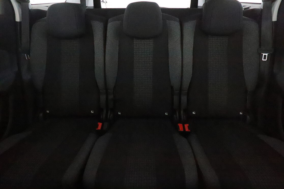 Peugeot 5008 1.6 Blue-HDi Active EAT6 — photo 14