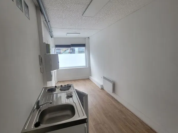 Appartement Location Tourcoing 1p 141m² 380€