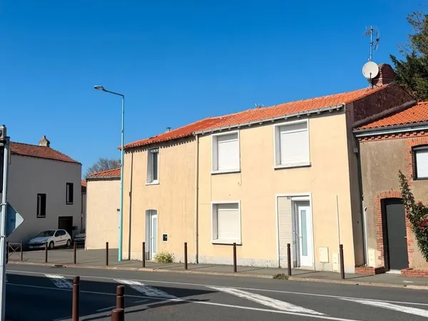 Maison 2 Niveaux Nuaillé 110 m²
