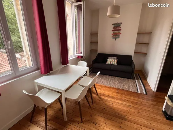 Location studio meublé 25m2 quartier gare