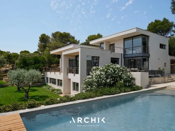 Villa 9 pièces 316 m²