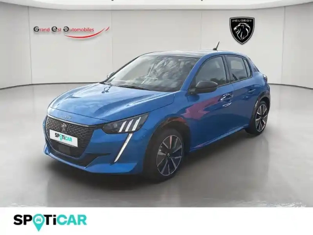 Peugeot 208 e- 136ch gt — photo 1