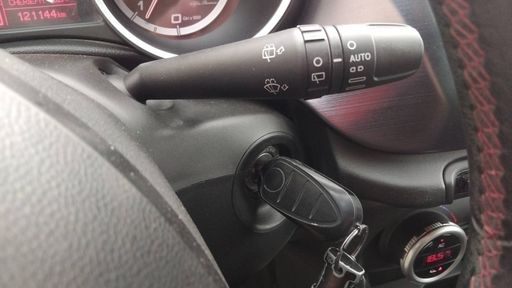 Alfa Romeo Giulietta 2.0 JTDm 140 - Distinctive – 2012 – 121144 km – Diesel – Boîte Manuelle — photo 9
