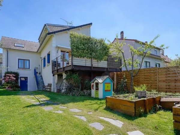 Maison 6 pièces 148 m²