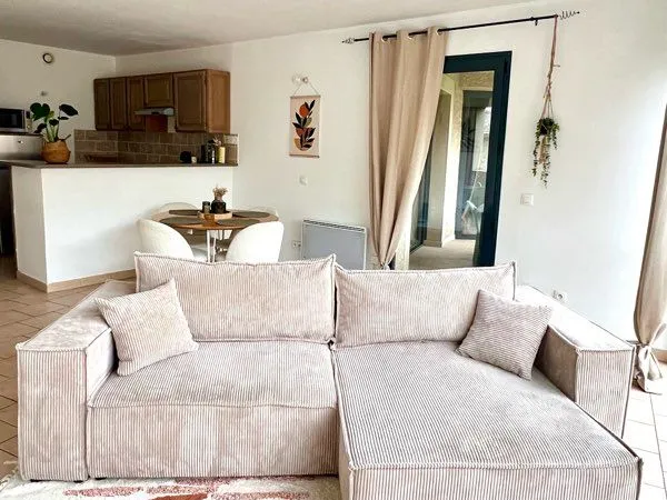A LOUER - Appartement T3 meublé de 88 m² à Vogüé (Ardèche)