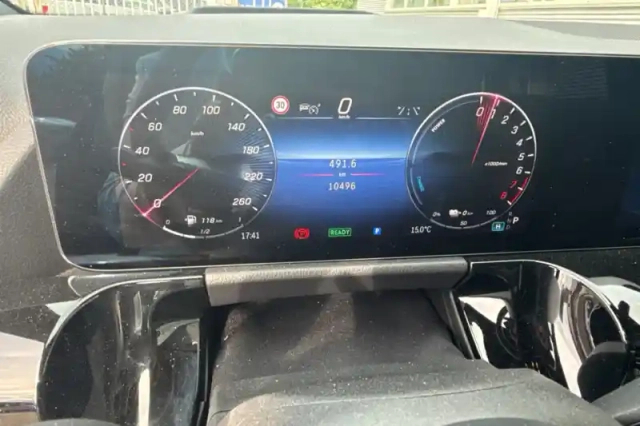 Mercedes Gla 250 e hybrid eq 8g-dct — photo 17