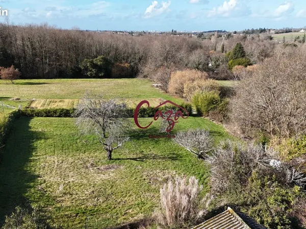Terrain 2057 m²