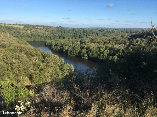 Magnifique terrain de 2 hectares