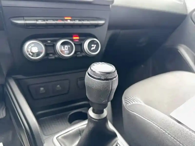 Dacia Duster eco-g 100 4x2 — photo 4