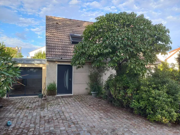 Maison 5 pièces 143 m²
