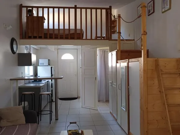 Studio meublé