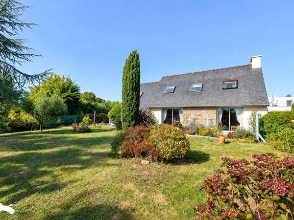 Maison 8 pièces 110 m²