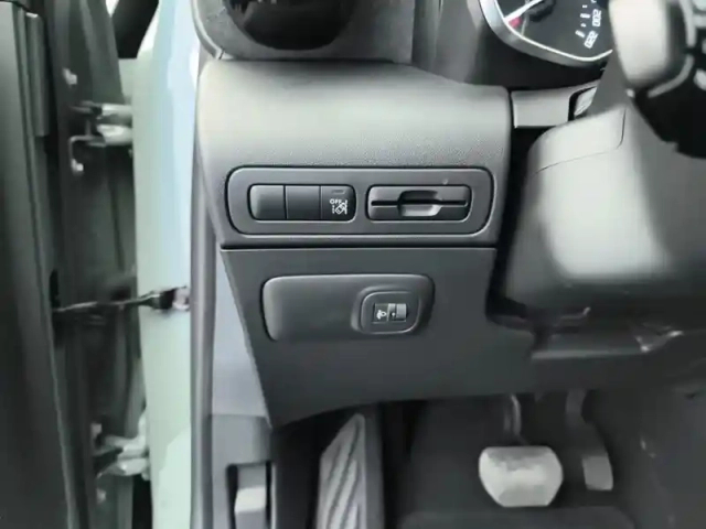 Citroën C3 Aircross puretech 130 s&amp;s eat6 shine — photo 17