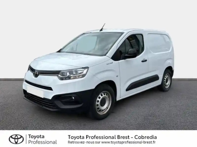 Toyota Proace city electric medium 50 kwh dynamic mc23