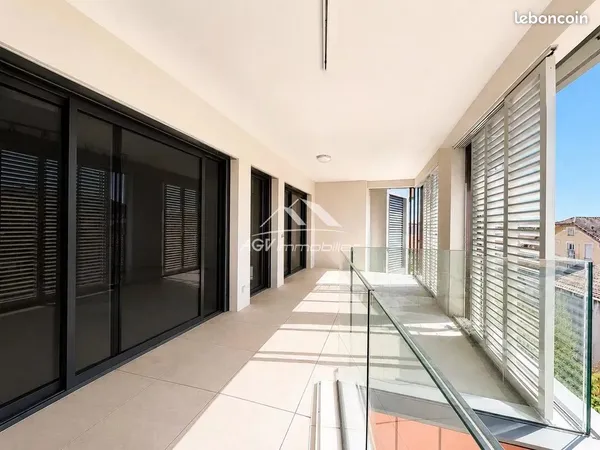 Appartement 7 pièces 165 m²