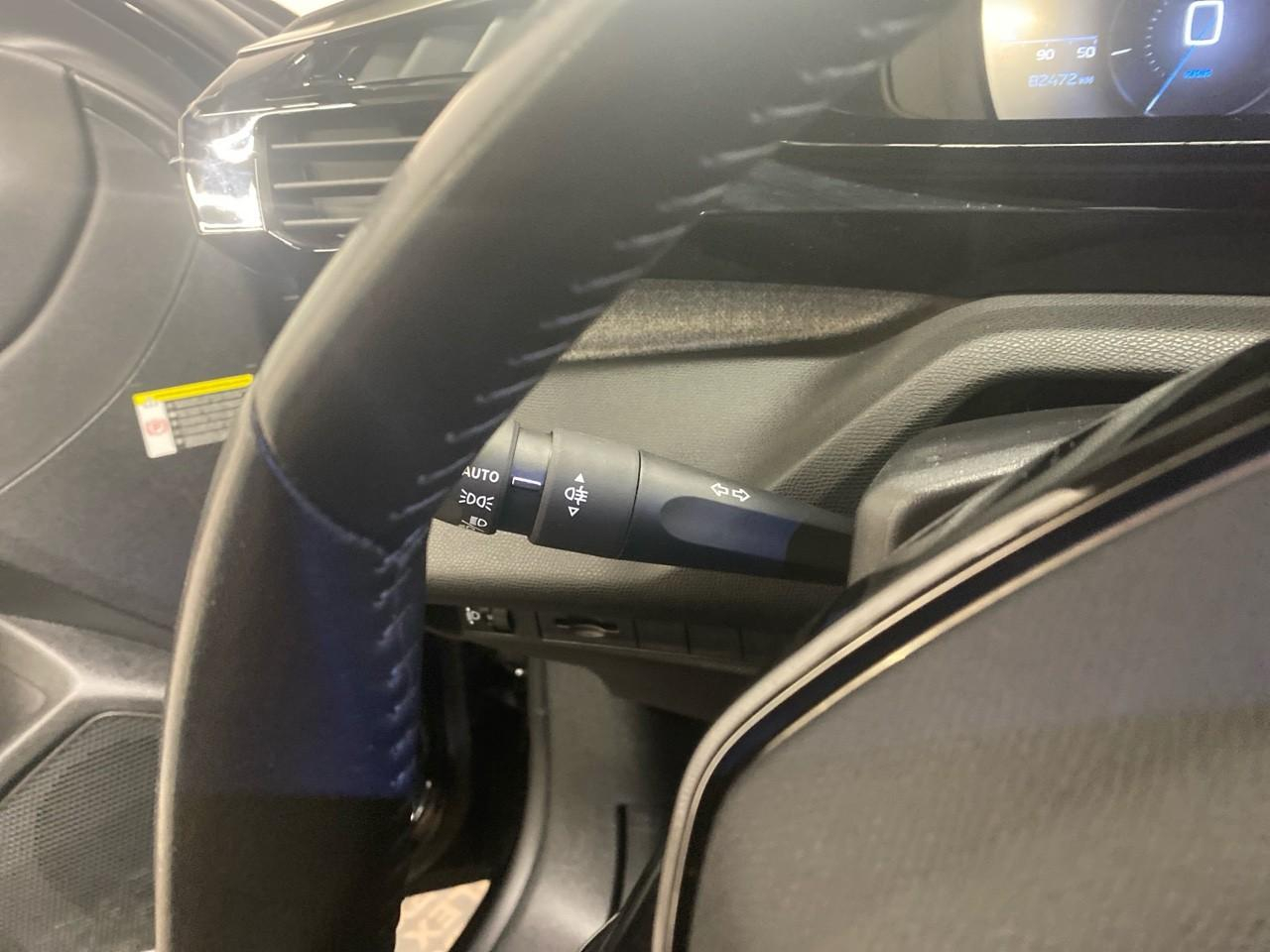 Peugeot 308 sw bluehdi 130ch s&s eat8 allure pack — photo 21