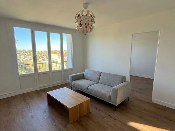 Appartement T3 meublé de 54 m² avec parking et cave