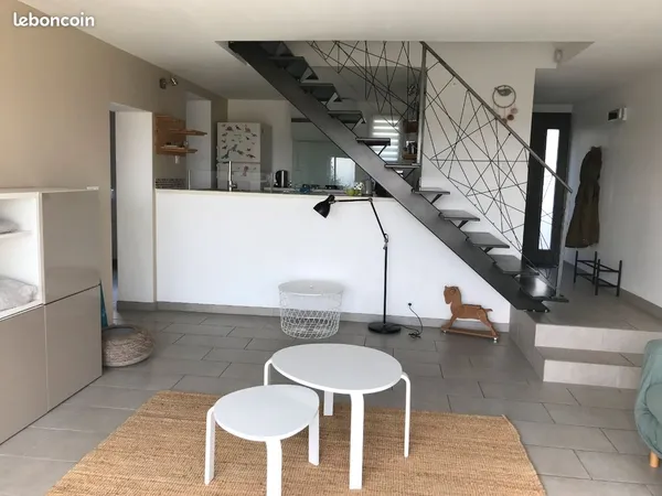Maison meublée - 80² - Le Teil 07400
