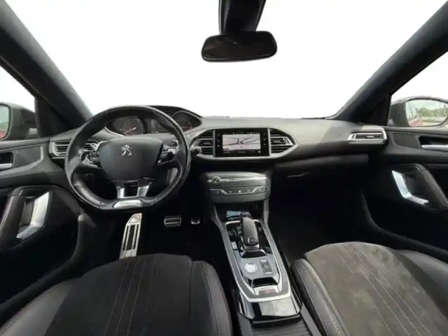 Peugeot 308 1.2 puretech 130ch e6.c s&amp;s gt line eat8 — photo 14