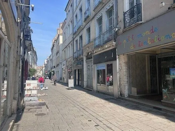 Local commercial 50 m²