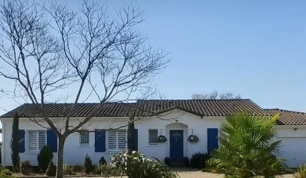 Bungalow 6 pièces 130 m²