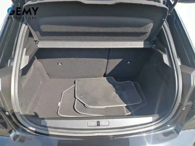 Peugeot 208 puretech 100 s&amp;s bvm6 — photo 6