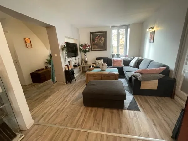 Maison de ville 233m2 ORSENNES (36); 115000€ à saisir!