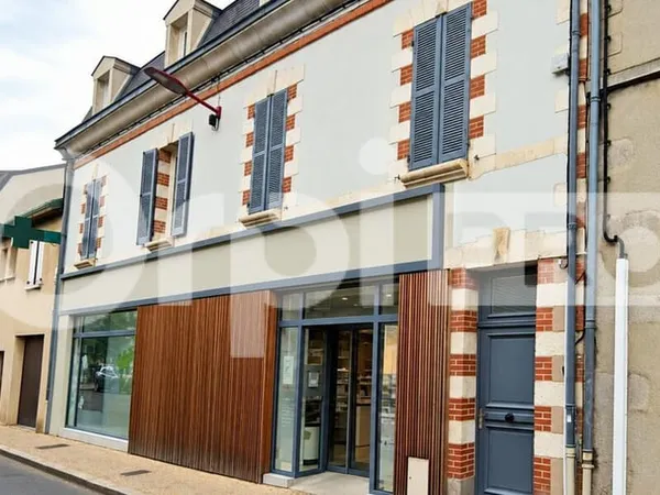 Bureaux 300 m²