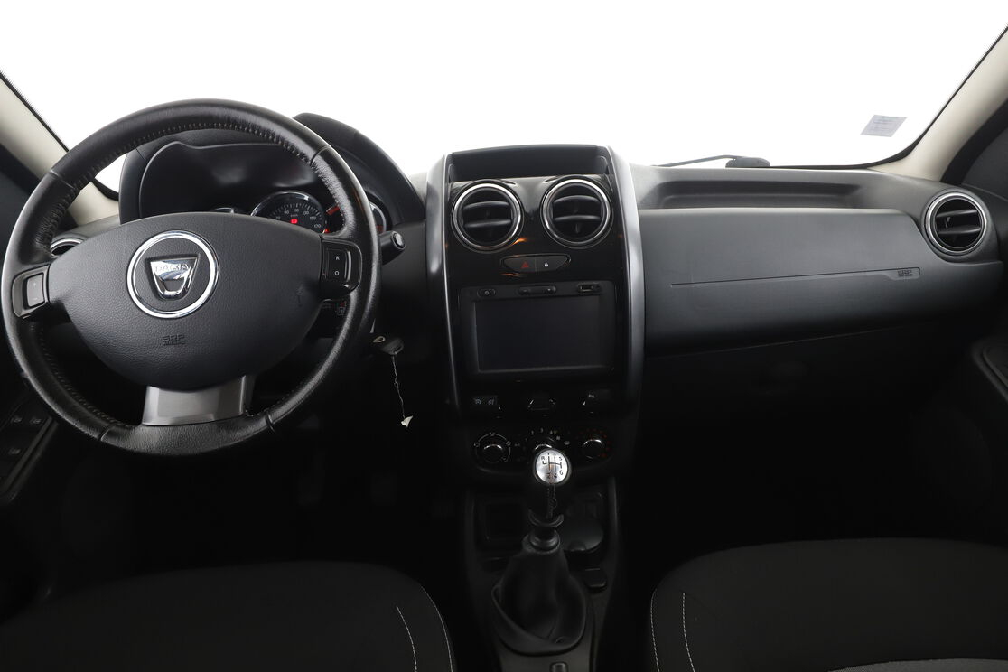 Dacia Duster 1.5 dCi Black Touch 4x2 — photo 11