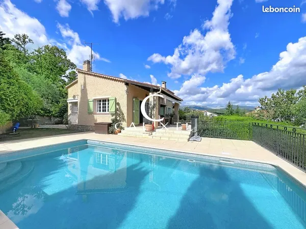 Villa 5 pièces 130 m²