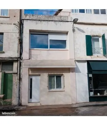 Vend maison de ville a usage mixte