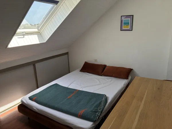 Loue chambre dans appartement en colocation