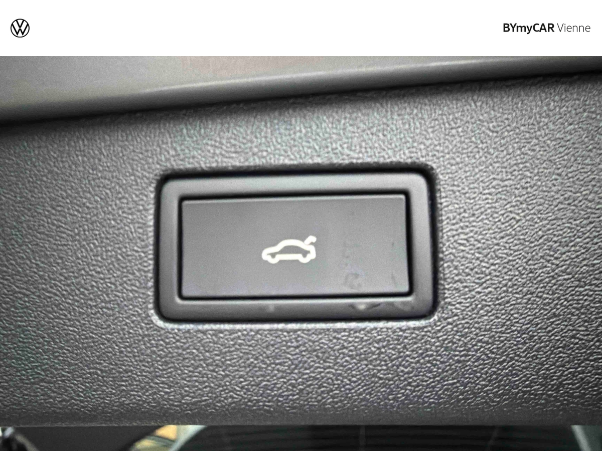 Volkswagen Tiguan 1.5 eHybrid 204ch DSG6 — photo 23