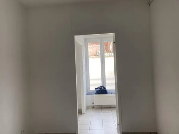 Local commercial 72 m²