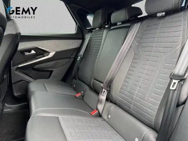 Peugeot 3008 electrique 230 ch grande autonomie 97 kwh — photo 33