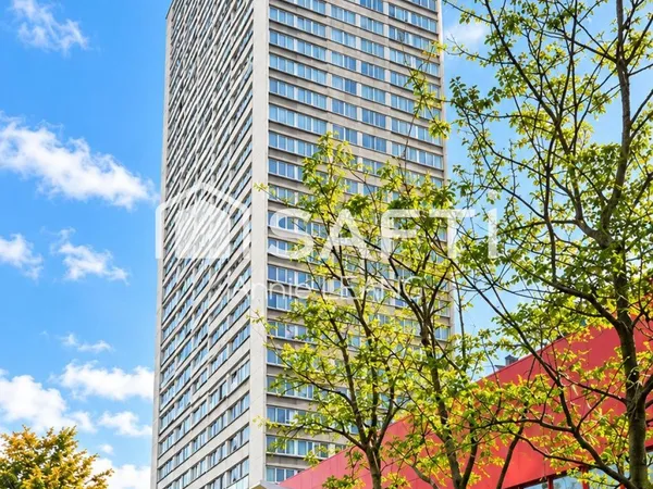 Paris 13e - 2 pièces de 44 m² au 20e étage, lumineux, vue dégagée, commerces au pied !